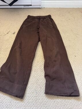 Garage brown sweat pants with patch